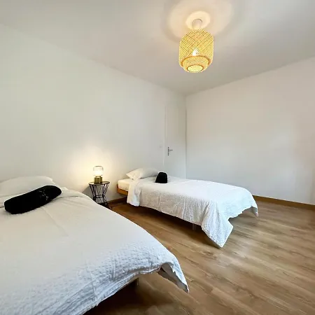 Castelview - Next To The Old Town Apartmán *