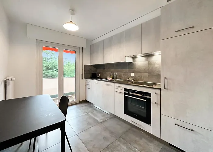 Castelview - Next To The Old Town *